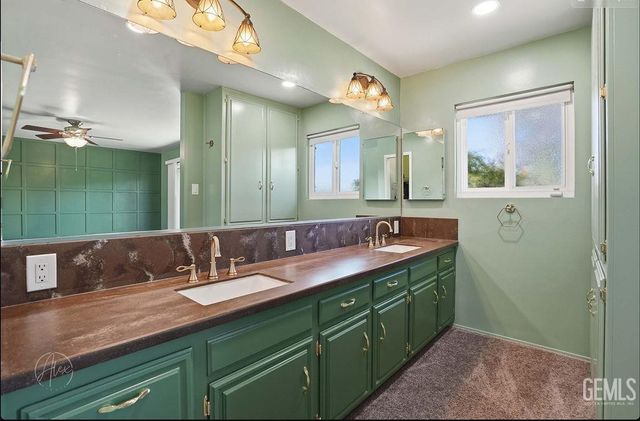 3600 La Costa Street, Bakersfield, CA 93306