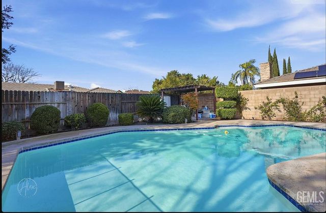 3600 La Costa Street, Bakersfield, CA 93306