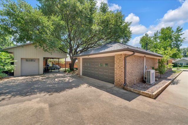 617 Arbor Court, Highland Village, TX 75077