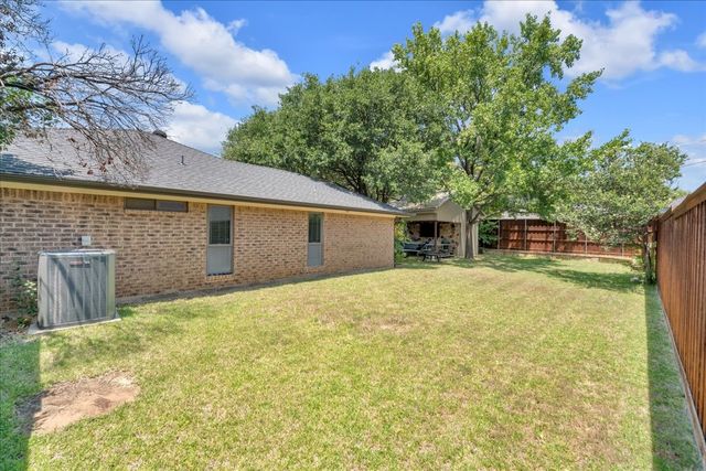 617 Arbor Court, Highland Village, TX 75077