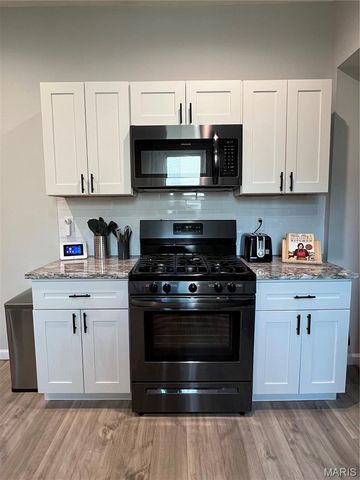 5366 Southwest Avenue, St Louis, MO 63139