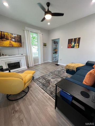 5366 Southwest Avenue, St Louis, MO 63139