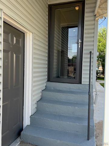 5366 Southwest Avenue, St Louis, MO 63139