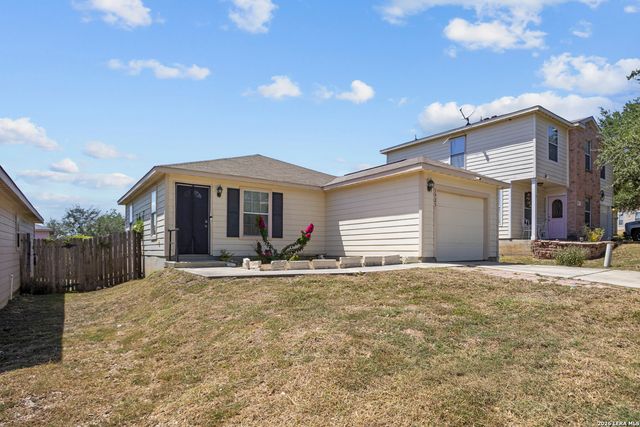 5923 Fox Cyn, San Antonio, TX 78252
