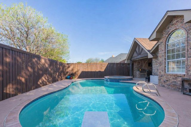 7805 STUYVESANT Avenue, Amarillo, TX 79121