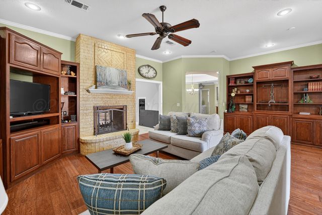 7805 STUYVESANT Avenue, Amarillo, TX 79121