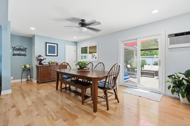 841 Willow Road, Franklin Square, NY 11010