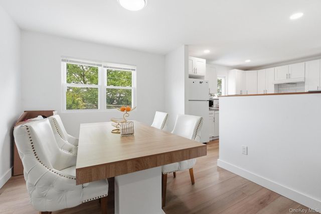 841 Willow Road, Franklin Square, NY 11010