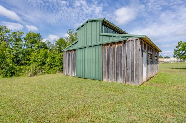 3508 Lakota Court, Granbury, TX 76048