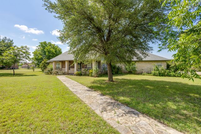 3508 Lakota Court, Granbury, TX 76048