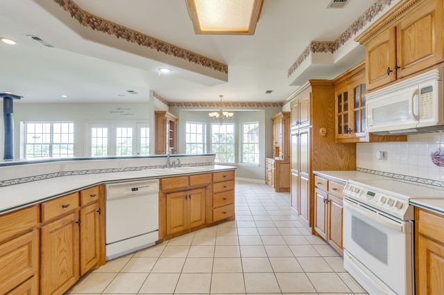 3508 Lakota Court, Granbury, TX 76048