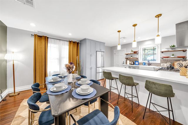 725 Peddie Street, Houston, TX 77008