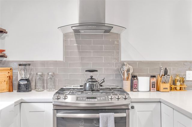 725 Peddie Street, Houston, TX 77008