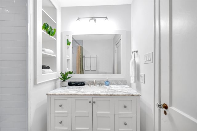 725 Peddie Street, Houston, TX 77008