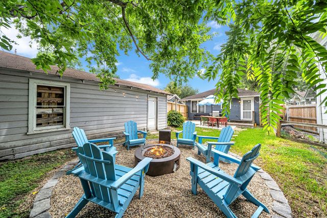 725 Peddie Street, Houston, TX 77008