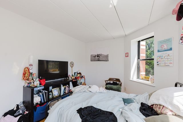 1933 Commonwealth Avenue 410, Boston, MA 02135
