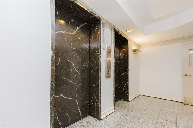1933 Commonwealth Avenue 410, Boston, MA 02135