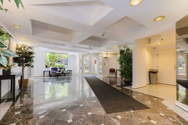 1933 Commonwealth Avenue 410, Boston, MA 02135