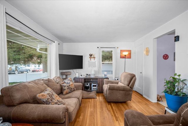 5703 N D St, Spokane, WA 99205