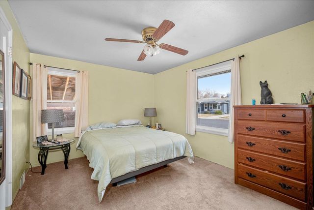 5703 N D St, Spokane, WA 99205