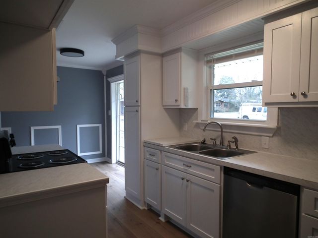 217 Trailwood Drive, Heber Springs, AR 72543