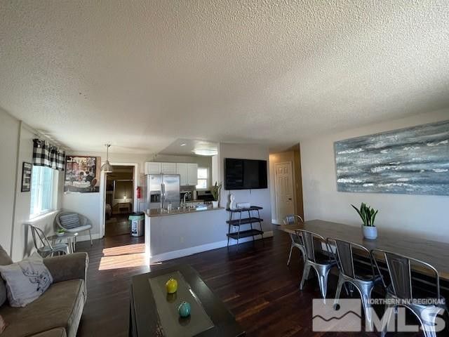 7411 Essex Way, Reno, NV 89506