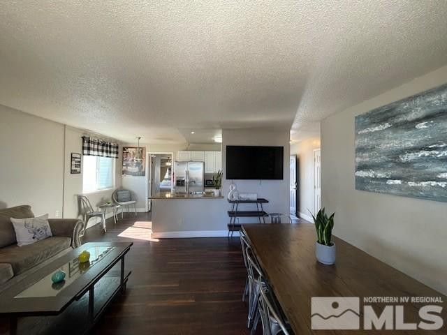 7411 Essex Way, Reno, NV 89506