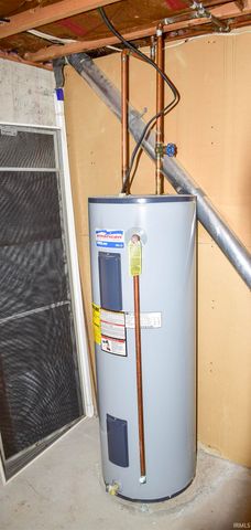 5132 Willow Bluff Trail, Huntertown, IN 46748