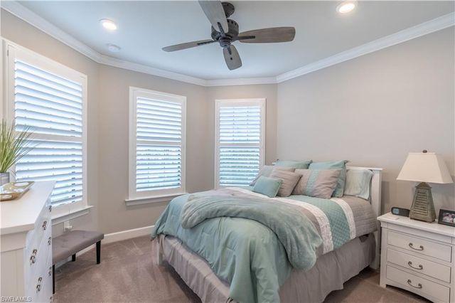 7473 Winding Cypress DR, Naples, FL 34114