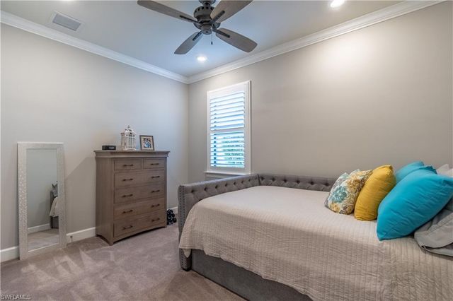 7473 Winding Cypress DR, Naples, FL 34114