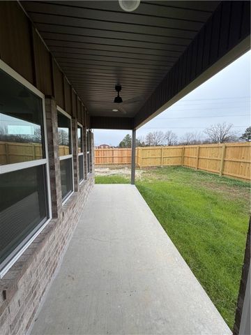 4924 Weeping Willow Avenue, Springdale, AR 72764