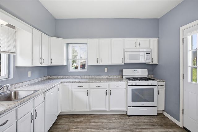 559 Spruce St, Verona, PA 15147