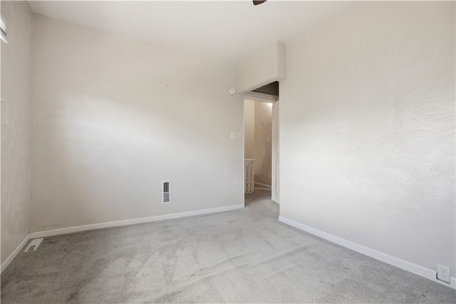 559 Spruce St, Verona, PA 15147
