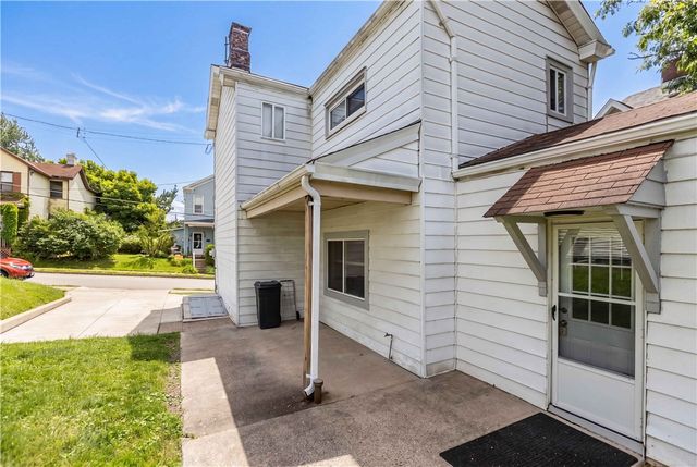 559 Spruce St, Verona, PA 15147