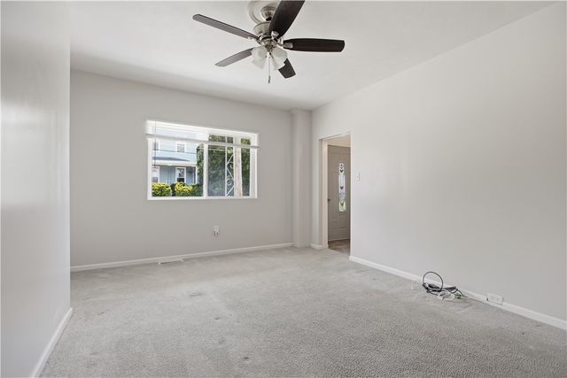 559 Spruce St, Verona, PA 15147