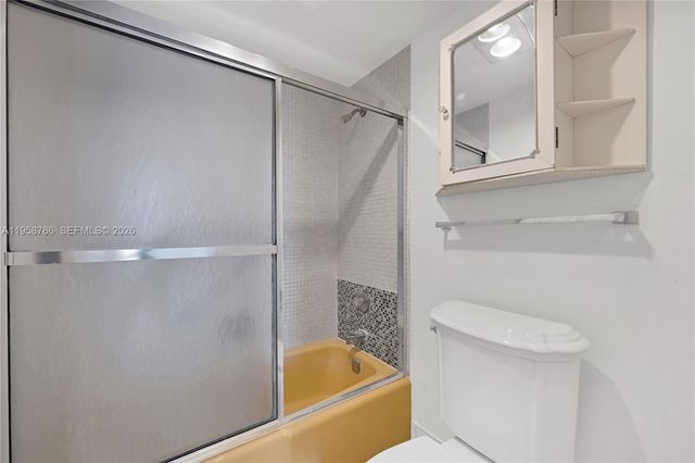 16751 NE 9th Ave 410, North Miami Beach, FL 33162