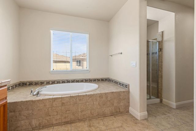 1175 Miel St, Manteca, CA 95337