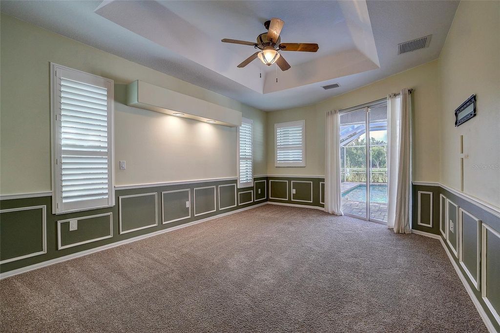 Image 22 of property listing at 143 MILL RUN E, Bradenton, FL 34212