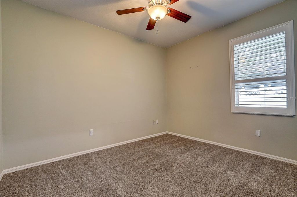 Image 33 of property listing at 143 MILL RUN E, Bradenton, FL 34212