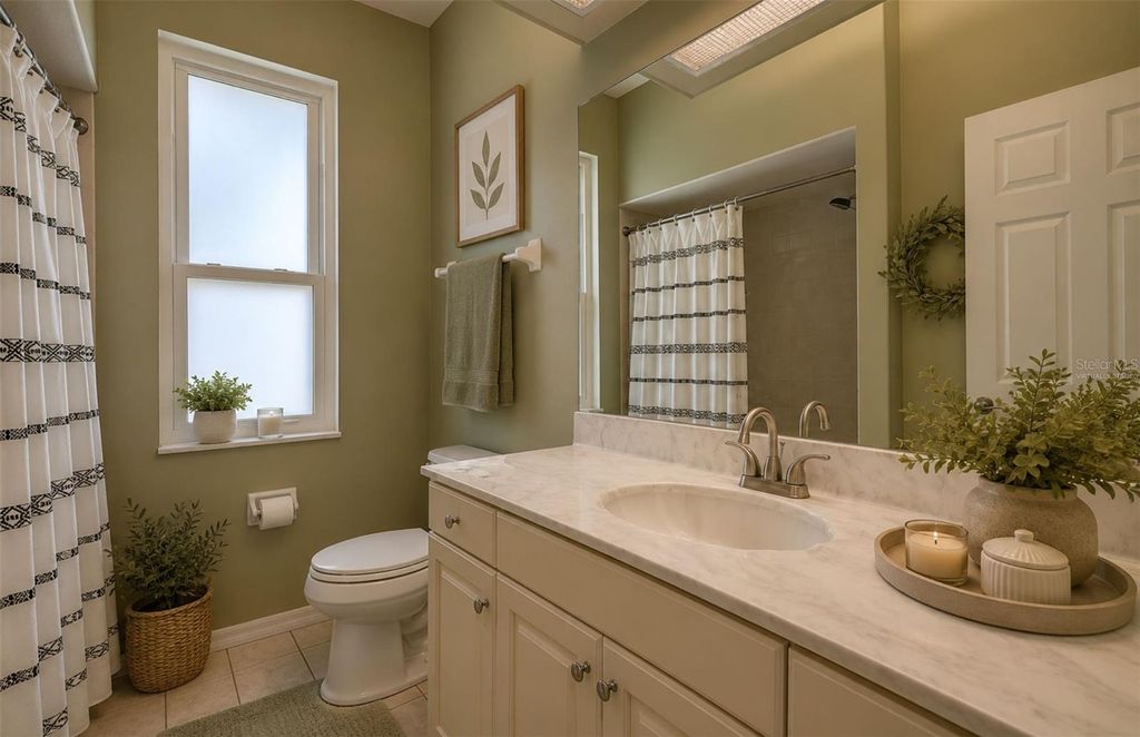 Image 34 of property listing at 143 MILL RUN E, Bradenton, FL 34212