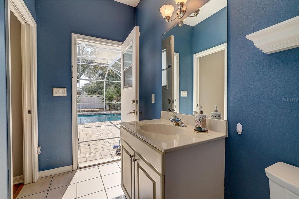 Image 41 of property listing at 143 MILL RUN E, Bradenton, FL 34212