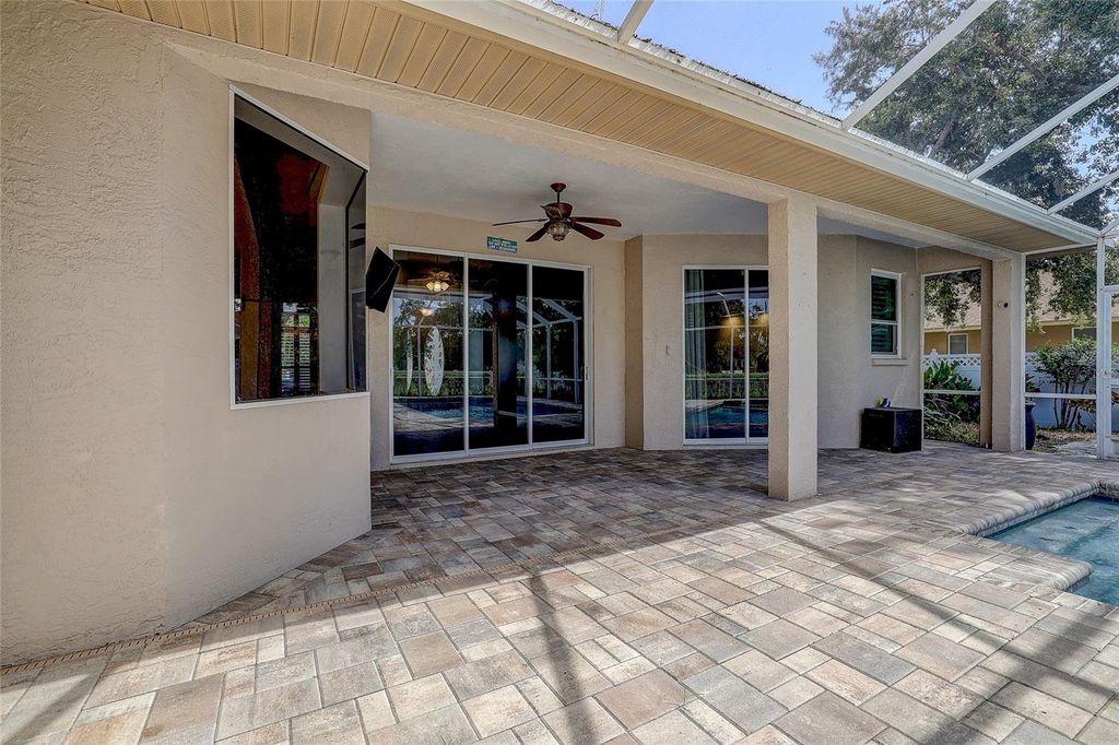 Image 50 of property listing at 143 MILL RUN E, Bradenton, FL 34212