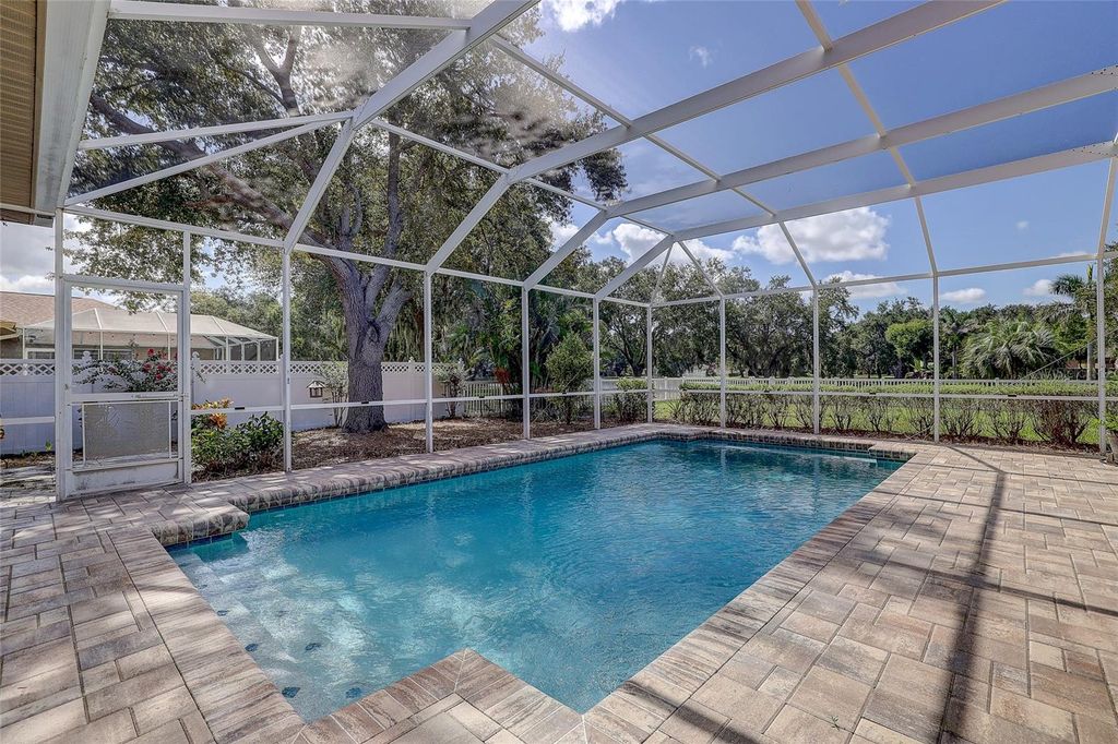 Image 53 of property listing at 143 MILL RUN E, Bradenton, FL 34212