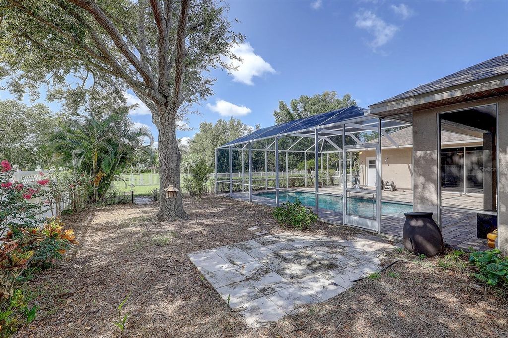 Image 54 of property listing at 143 MILL RUN E, Bradenton, FL 34212