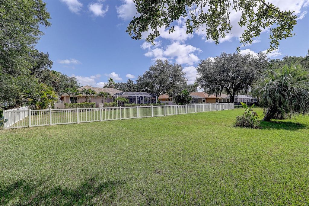 Image 57 of property listing at 143 MILL RUN E, Bradenton, FL 34212
