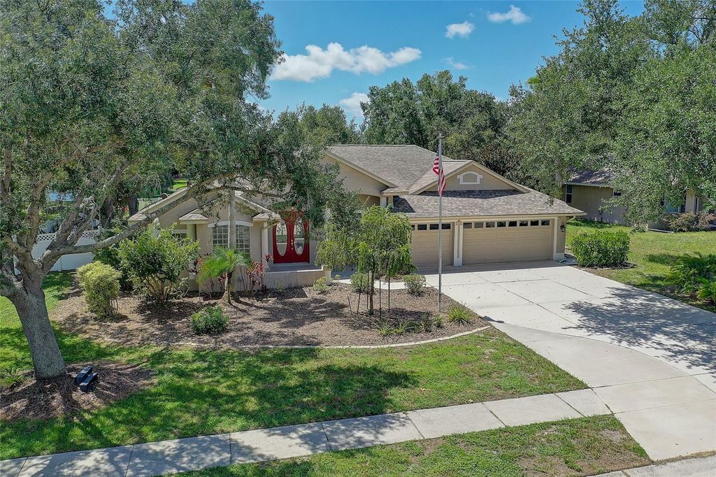 Image 60 of property listing at 143 MILL RUN E, Bradenton, FL 34212