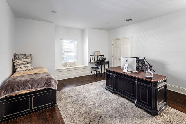 24 Loines Avenue, Merrick, NY 11566