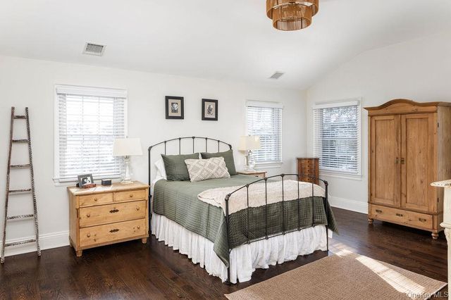 24 Loines Avenue, Merrick, NY 11566