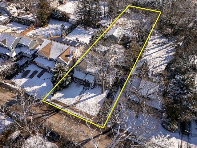 24 Loines Avenue, Merrick, NY 11566