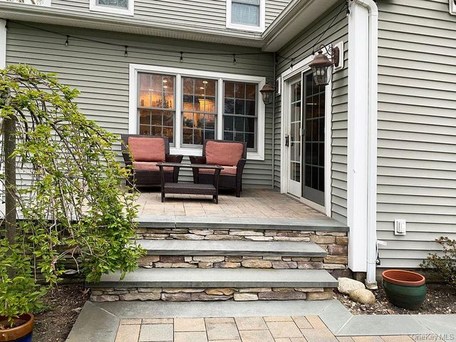 24 Loines Avenue, Merrick, NY 11566